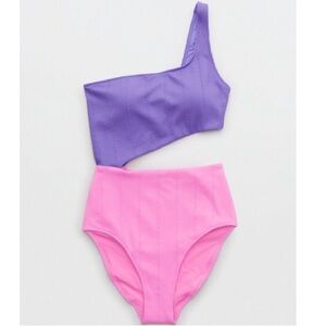 NWOT Aerie crinkle asymmetrical swimsuit